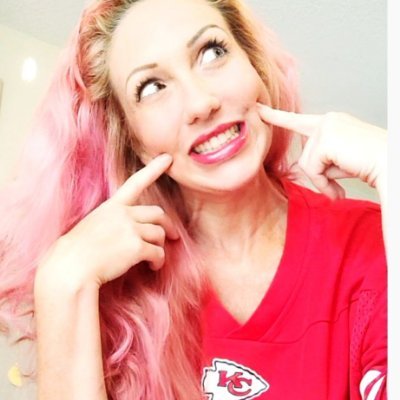 danielleRoyalKC's profile picture