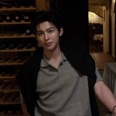 𝑒𝑙's profile picture