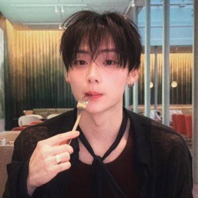 baekdeerr's profile picture
