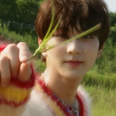 맹조's profile picture