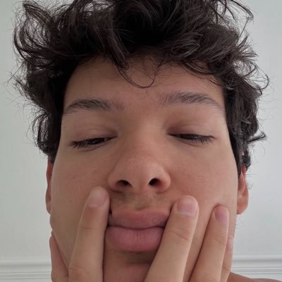 redlightomar's profile picture