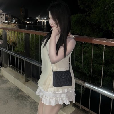🫣's profile picture