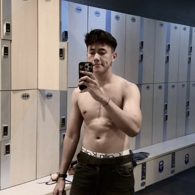 user198273307's profile picture
