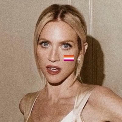 lesbianslayerr's profile picture