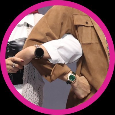 fouryellow🐓🔮's profile picture