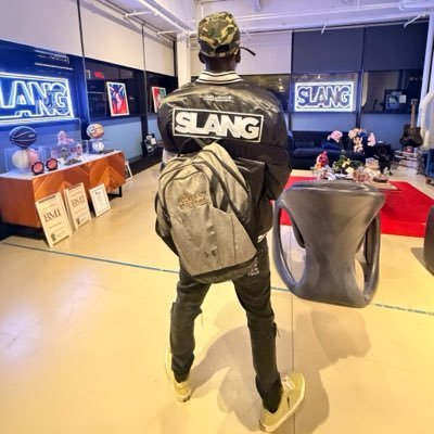 🎱's profile picture