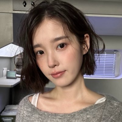 언틈's profile picture