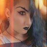 Profilbild von V