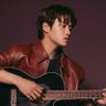 A • 도경수 • GUITARIST 🎸's profile picture