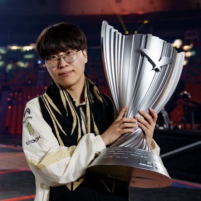 lehendsaurus's profile picture