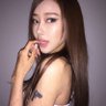 r's profile picture