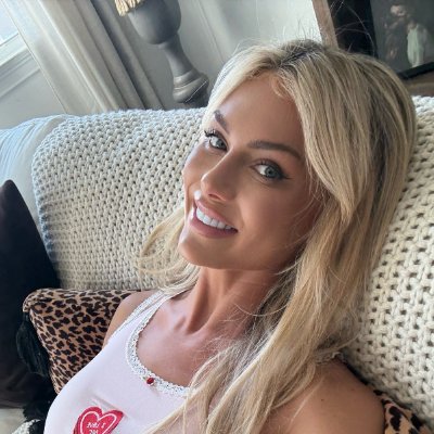 Fallon Love's profile picture