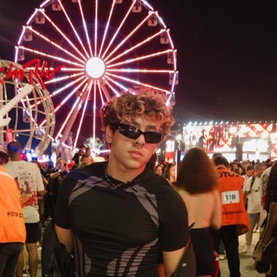 𝑺𝒊𝒎𝒐̃𝒆𝒔𝒔's profile picture