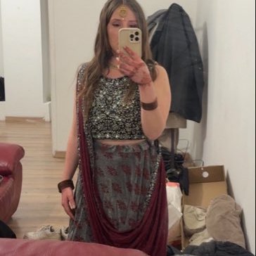 mhll94's profile picture