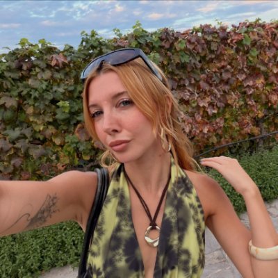 Aylin🍷's profile picture
