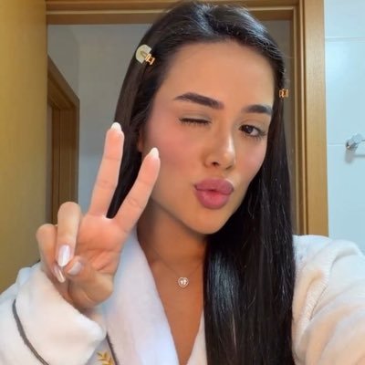snxwtt's profile picture