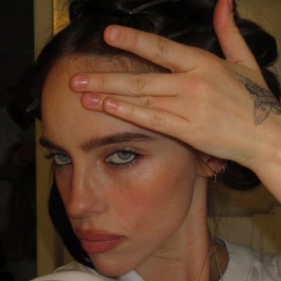 ِ's profile picture