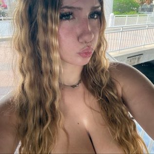 milaxraee's profile picture