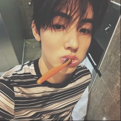 ♱'s profile picture