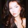 Júlia's profile picture