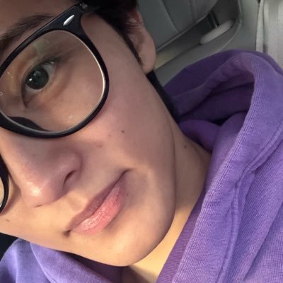 𝑒𝓁𝓁𝑒. ♡︎ˊ #MyFriend's profile picture