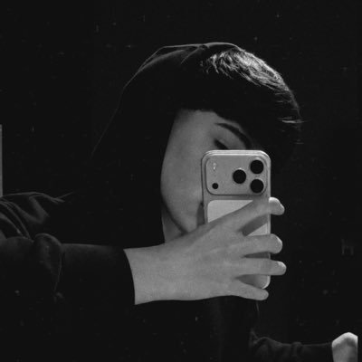 luminatti's profile picture