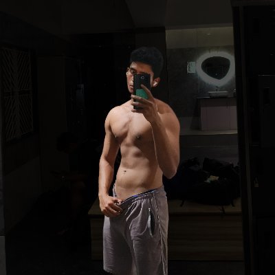 who's this ?'s profile picture