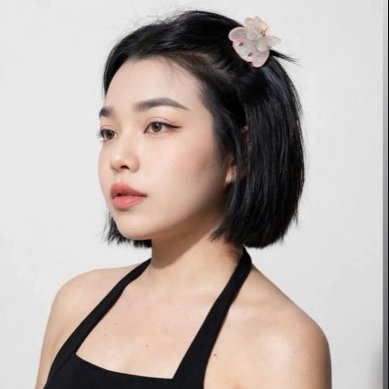 นัท ที่แปลว่ามีรู's profile picture