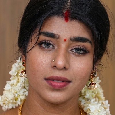 She Hot's profile picture