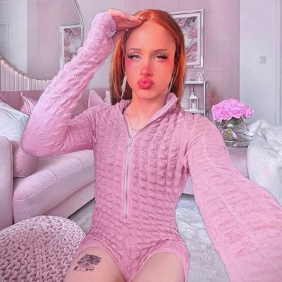 bunnyboymia's profile picture