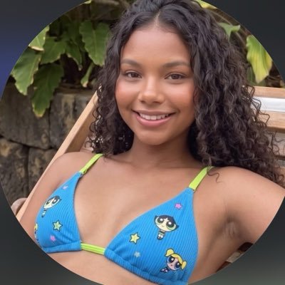 Raissanvs01's profile picture