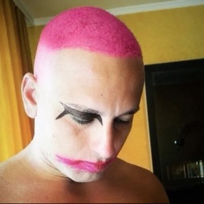 pembeusman31's profile picture