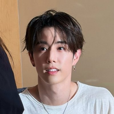 NIGHTLIGHT🧁🍪🐰's profile picture