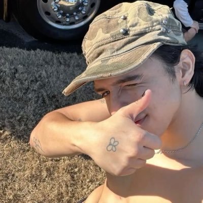 angie🪽's profile picture