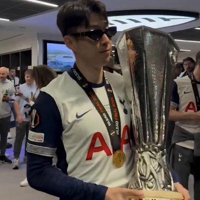 kam 🦉's profile picture