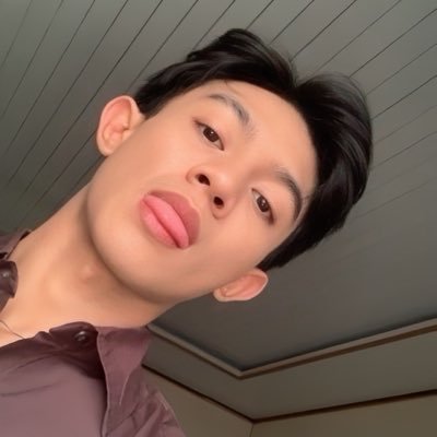 R E M I's profile picture