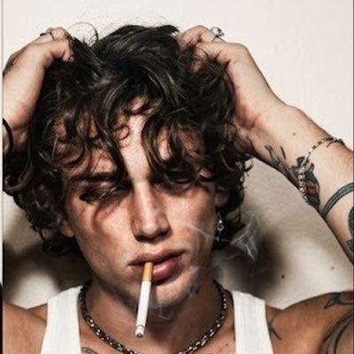 alcohlly's profile picture