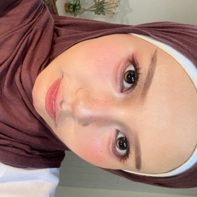 ira (๑ᵔ⤙ᵔ๑)'s profile picture