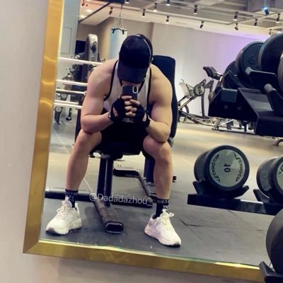 Dadadazhou_'s profile picture