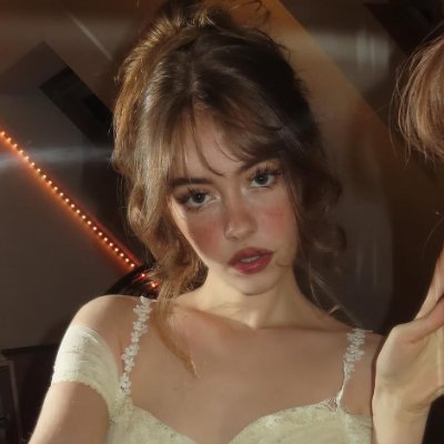 ev's profile picture