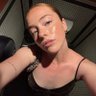 laura porra's profile picture