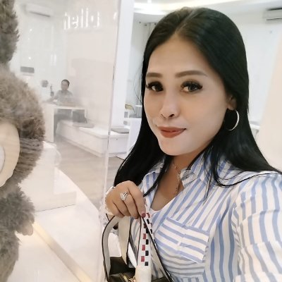 Dewi isnaeni's profile picture