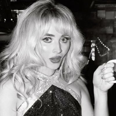 rosebeanjoanne's profile picture
