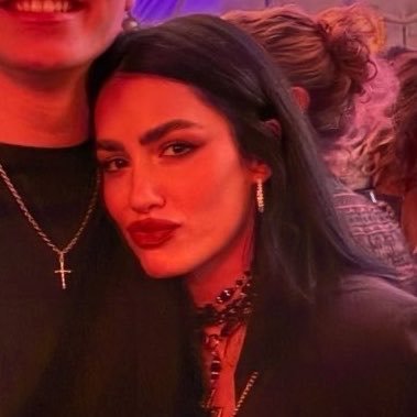 lola's profile picture