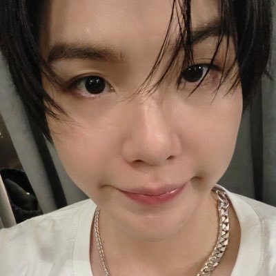 poetrysmyg's profile picture