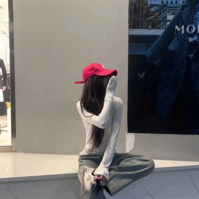 Aurorabezeze's profile picture
