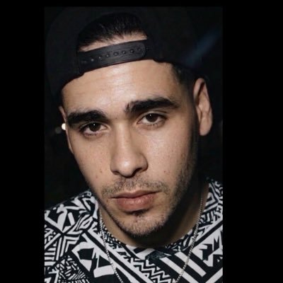 N E N E 🇵🇷 🌴☀️🌊🏖️'s profile picture