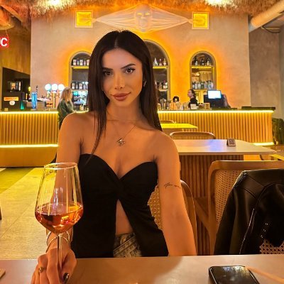 artikbidur's profile picture