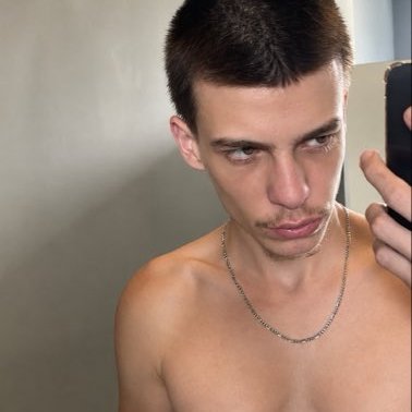 meramenteluc's profile picture