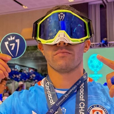 erik lira glazer's profile picture